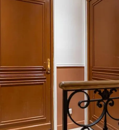 Pavillon Eden Holiday home Paris